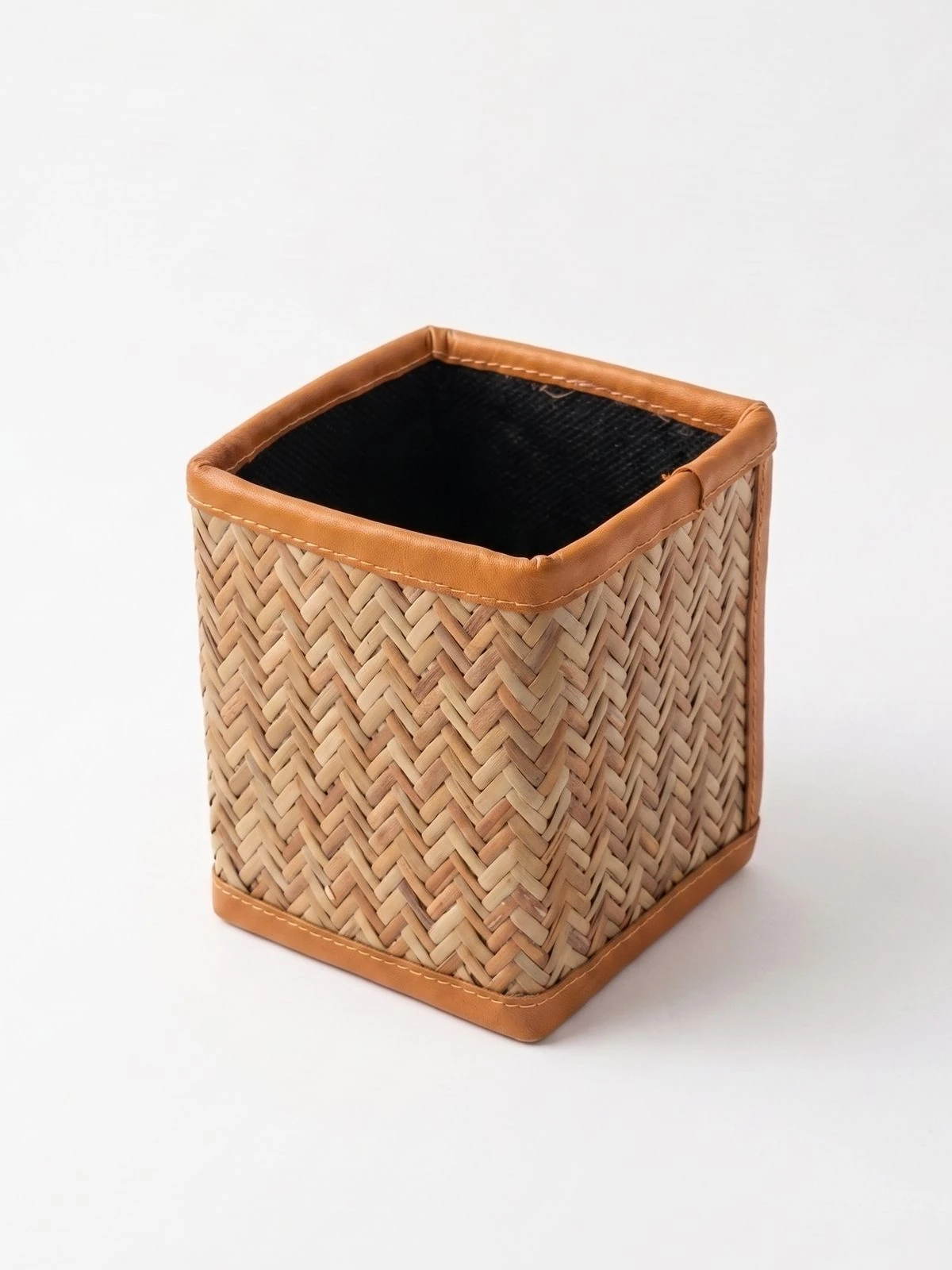 Office Desk Items - Plain 57
